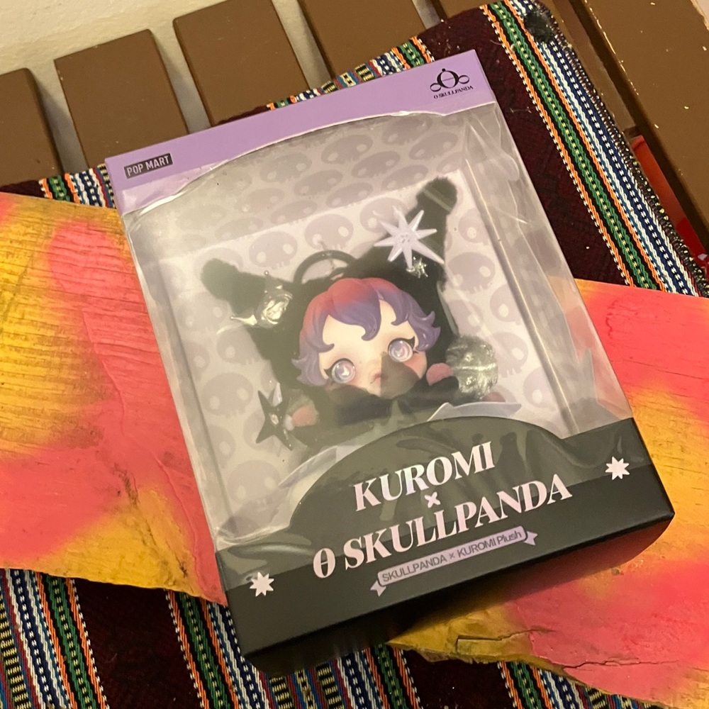 πKuromi x Skullpanda Black Plush Pendant - Picture 8 of 8